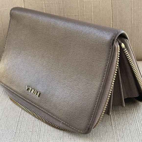 Furla Women Wristlet Genuine Leather Beige Wallet Card Holder Purse - Picture 12 of 12